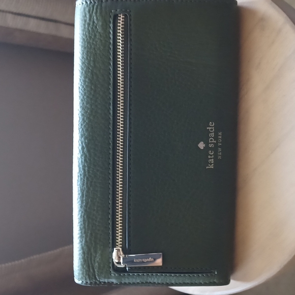 SOLD‼️🥰Kate Spade Continental Wallet! (NEW) - Picture 9 of 16